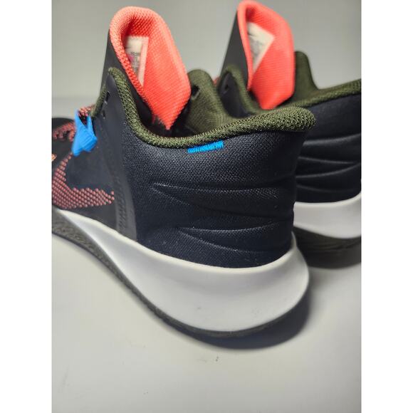 Nike Men’s Kyrie Flytrap 4 Black Multicolor Sz 9 Mesh Athletic Hoops Court main image 12